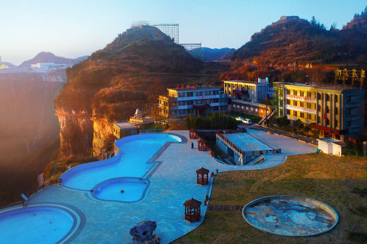 【喜訊】星海舞臺成功中標萬山懸崖酒店升降舞臺項目